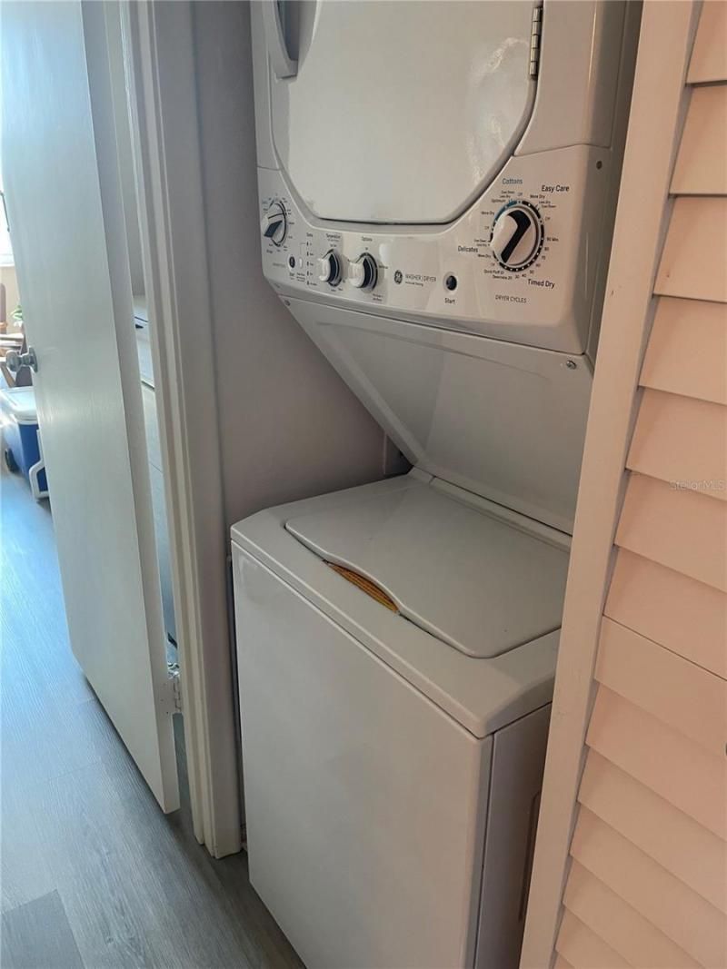 6211 Sun Boulevard, Unit 306, Saint Petersburg, FL 33715 Photo