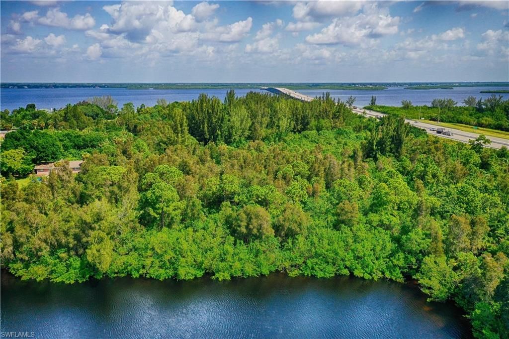 26082 Shore Dr, Punta Gorda, FL 33950 Photo