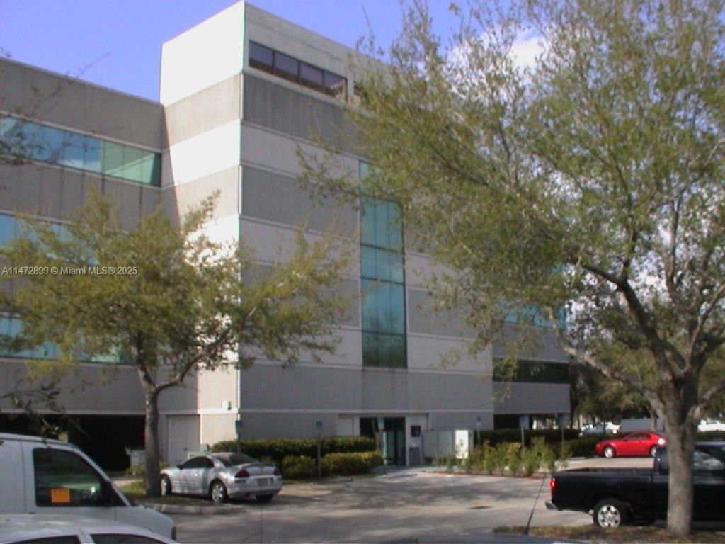 14411 Commerce Way, Unit 310, Miami Lakes, FL 33016 Photo