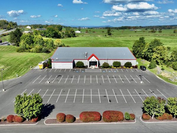 157 Maple Carriage Dr, Lewisburg, WV 24901