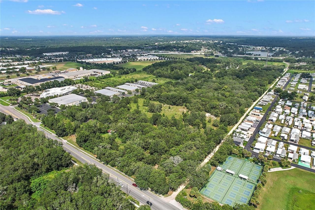 451 Rolling Acres Road, Lady Lake, FL 32159 Photo