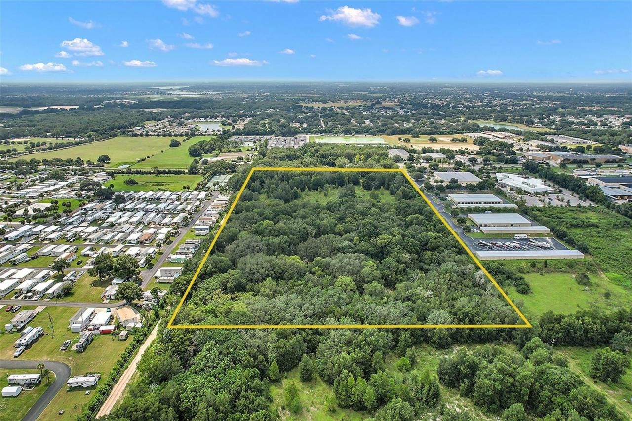 451 Rolling Acres Road, Lady Lake, FL 32159 Photo