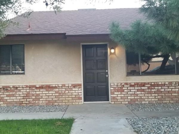325 W. China Grade Loop, Unit B, Bakersfield, CA 93308