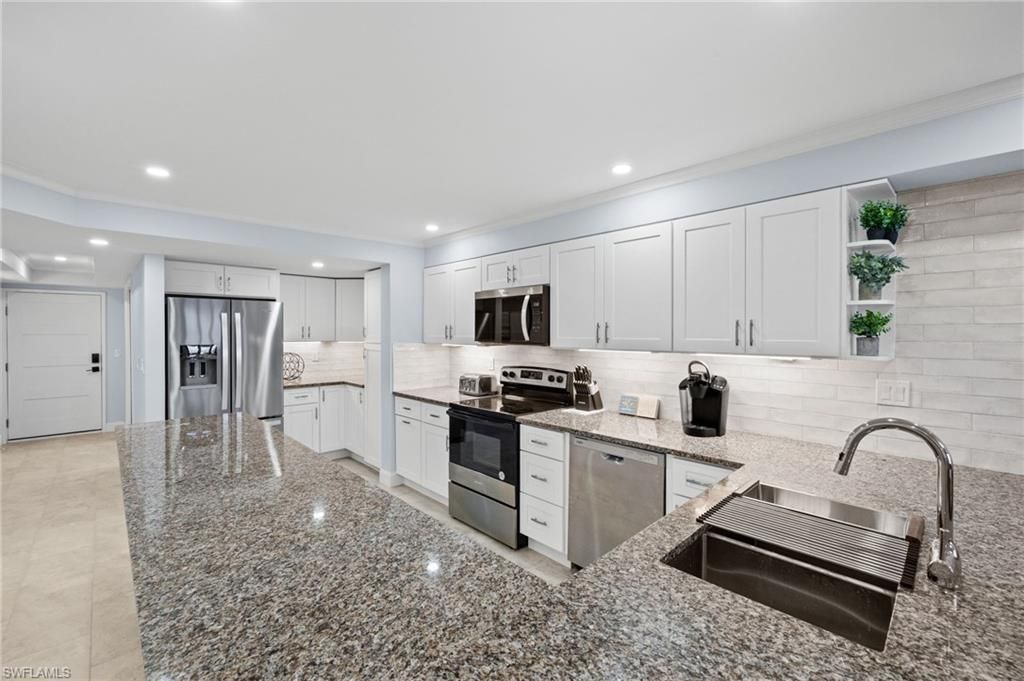 2445 W Gulf Dr, Unit E6, Sanibel, FL 33957 Photo