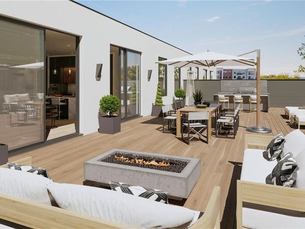 318 Sandy Springs Circle, Unit 320, Atlanta, GA 30328