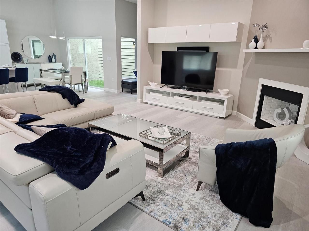 3503 Avenida Madera, Unit B, Bradenton, FL 34210 Photo