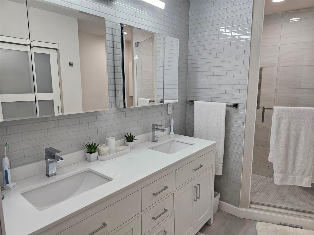 3503 Avenida Madera, Unit B, Bradenton, FL 34210 Photo