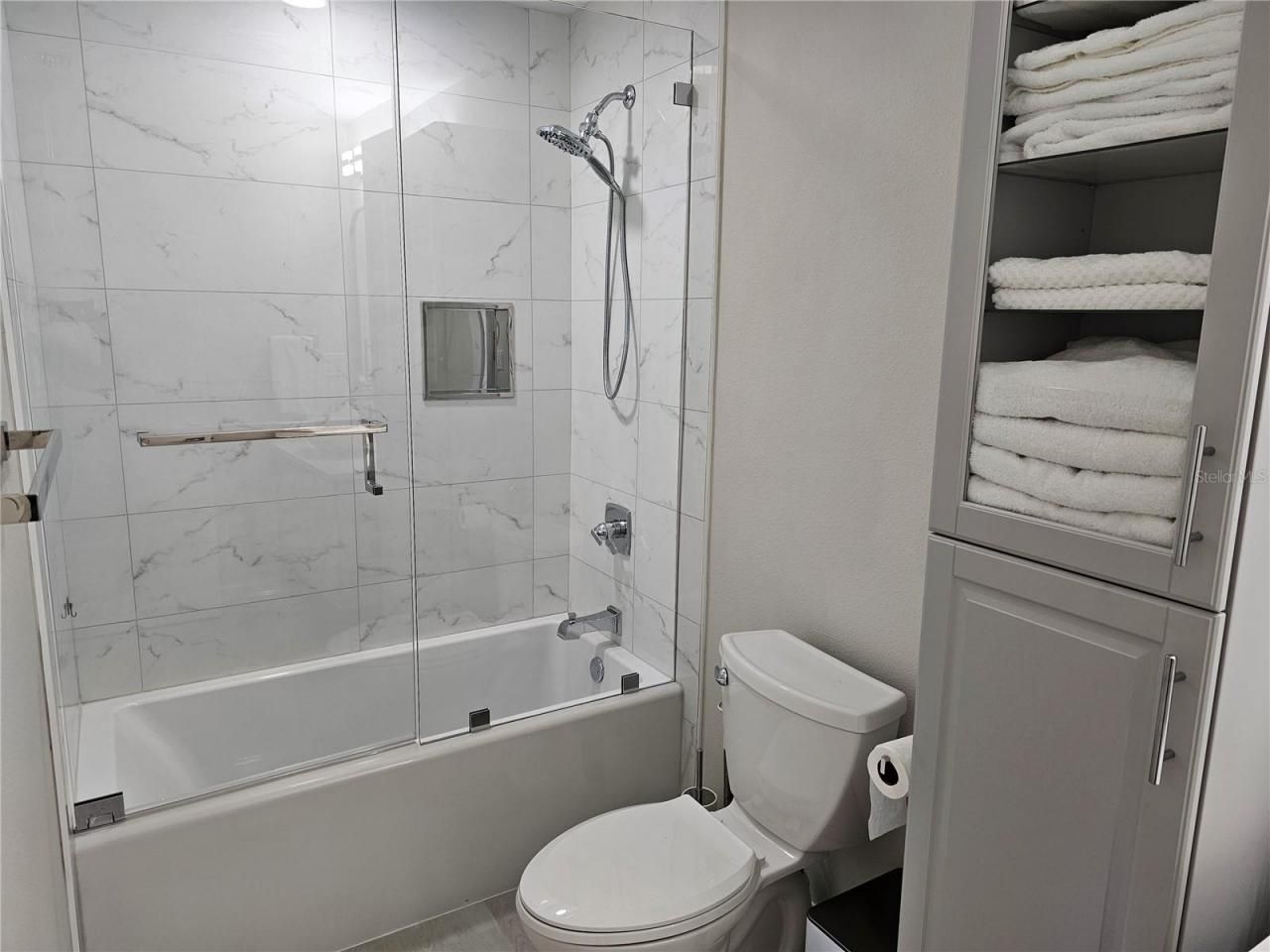 3503 Avenida Madera, Unit B, Bradenton, FL 34210 Photo