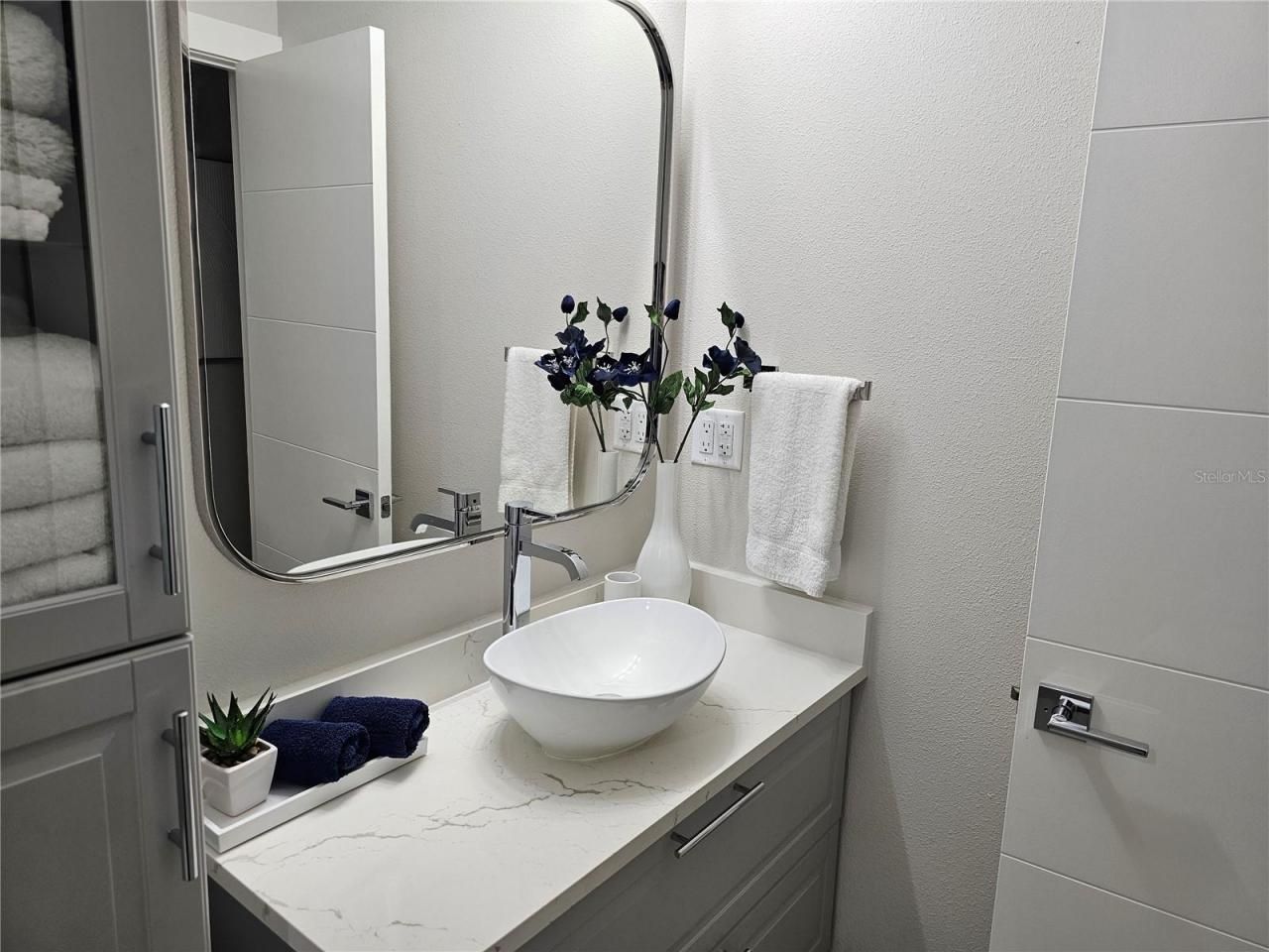 3503 Avenida Madera, Unit B, Bradenton, FL 34210 Photo