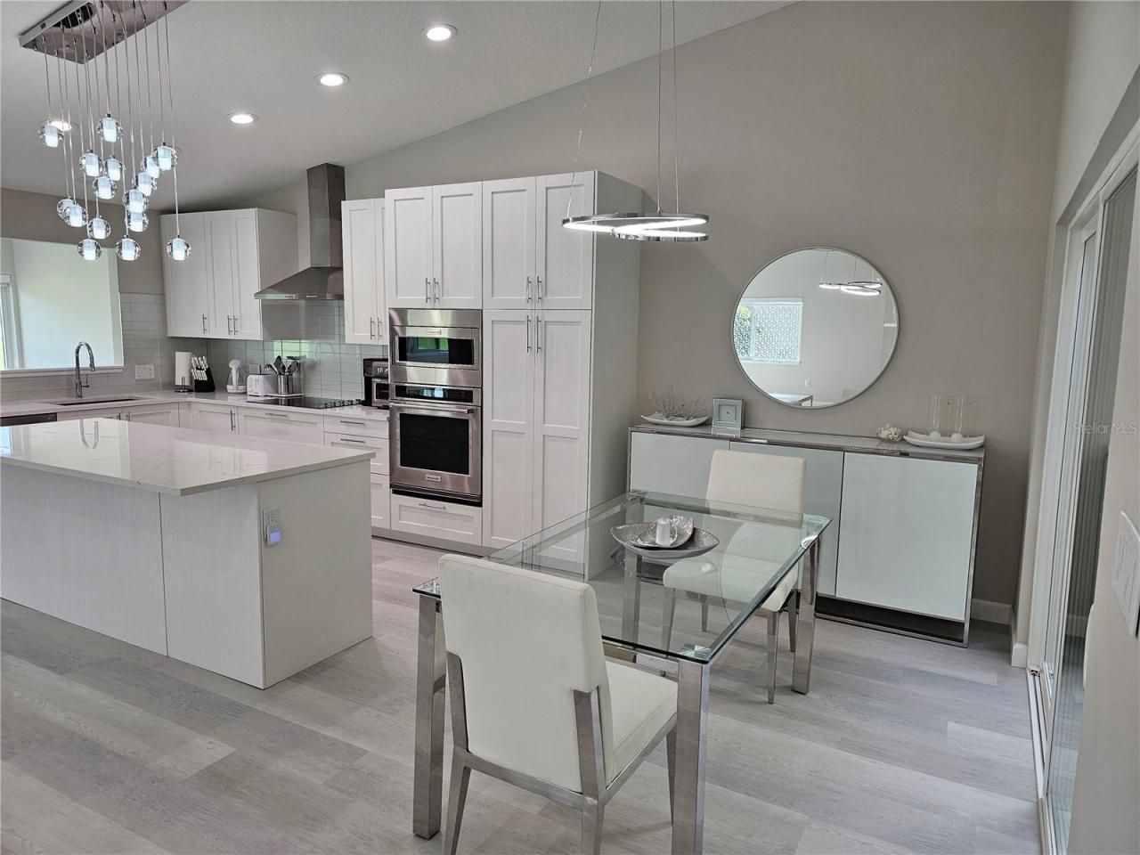 3503 Avenida Madera, Unit B, Bradenton, FL 34210 Photo