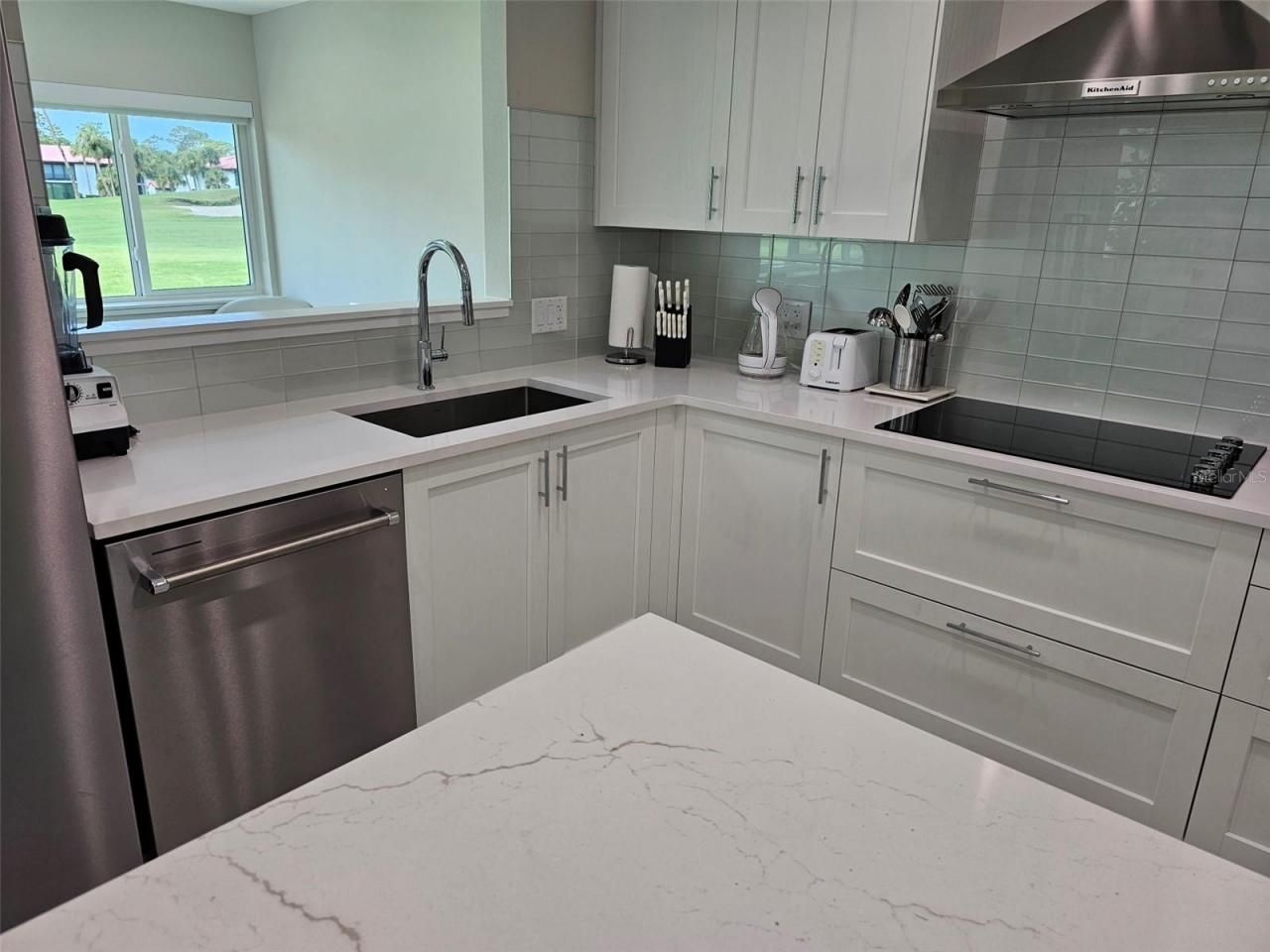 3503 Avenida Madera, Unit B, Bradenton, FL 34210 Photo