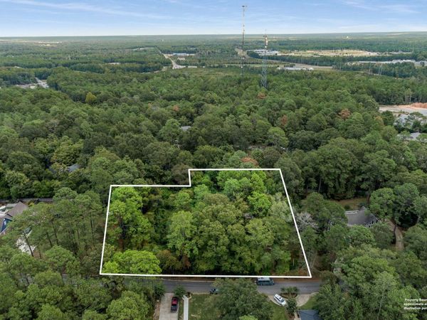 000 Dogwood Dr., Hattiesburg, MS 39402