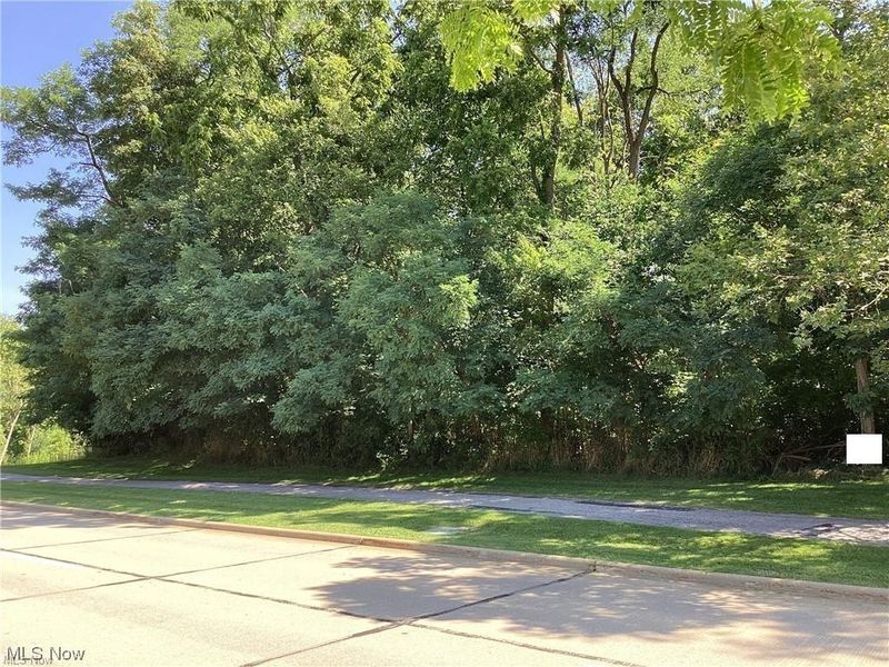 Som Center Road, Mayfield Village, OH 44143 Photo 13