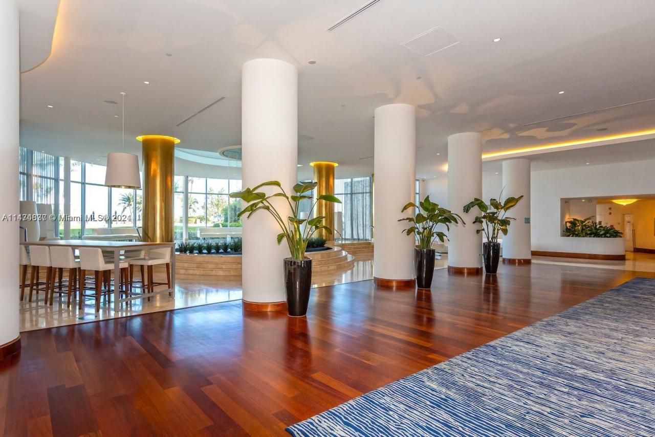5151 Collins Ave, Unit 1035, Miami Beach, FL 33140 Photo