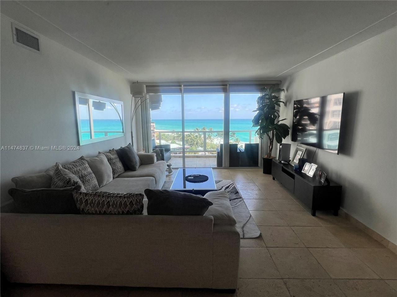 5151 Collins Ave, Unit 1035, Miami Beach, FL 33140 Photo