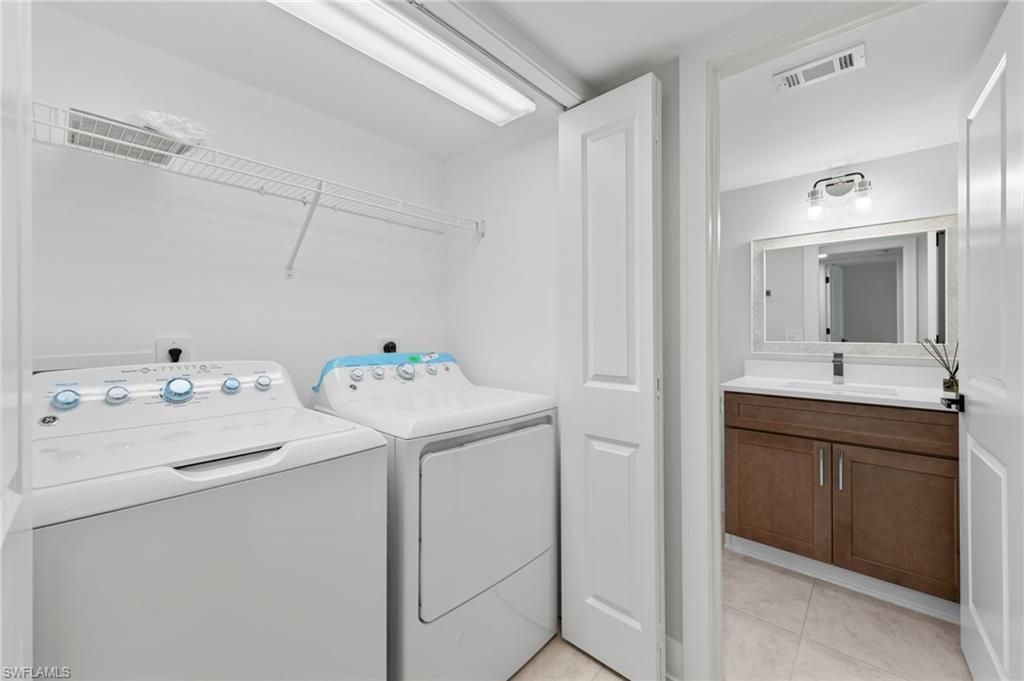 12521 Kelly Sands Way, Unit 34, Fort Myers, FL 33908 Photo