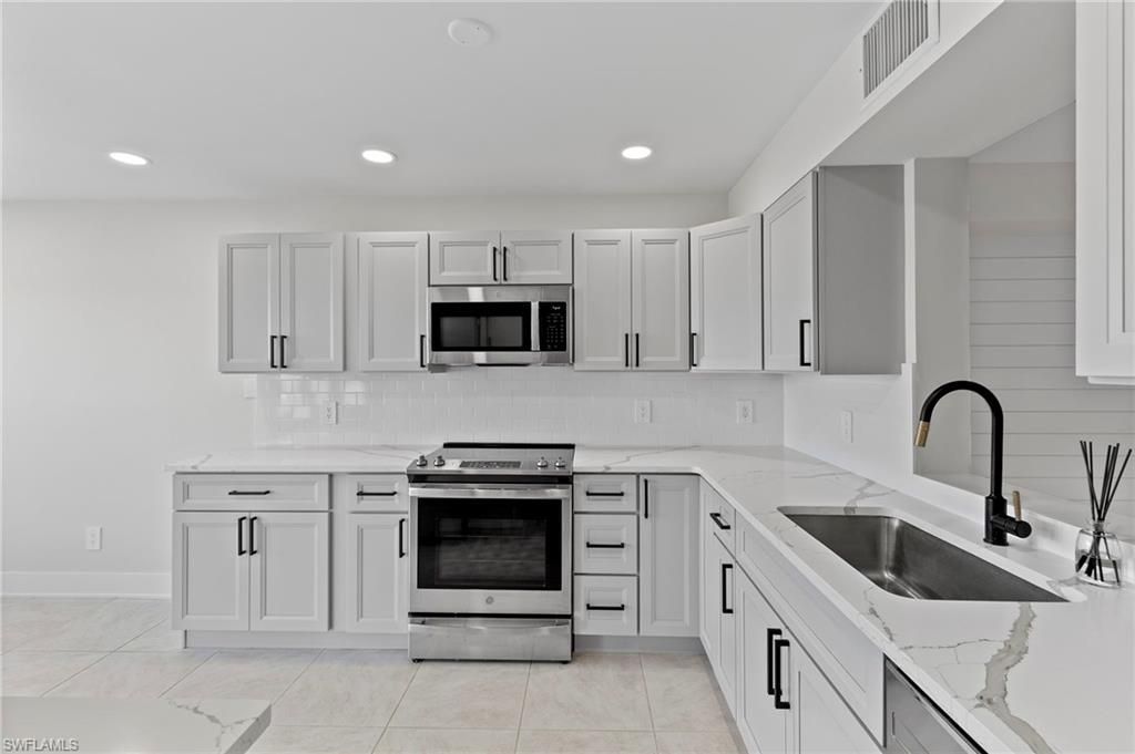 12521 Kelly Sands Way, Unit 34, Fort Myers, FL 33908 Photo