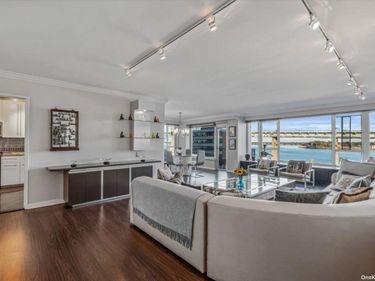 166-25 Powells Cove Blvd, Unit 7H, Beechhurst, NY 11357