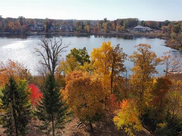 2717 TURTLE SHORES Drive, Bloomfield Twp, MI 48302