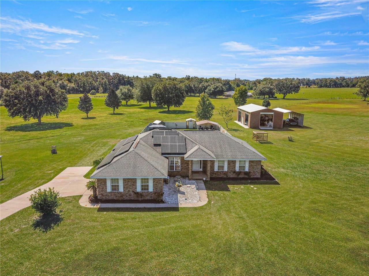 282 SW Breezy Drive, Lake City, FL 32025 Photo