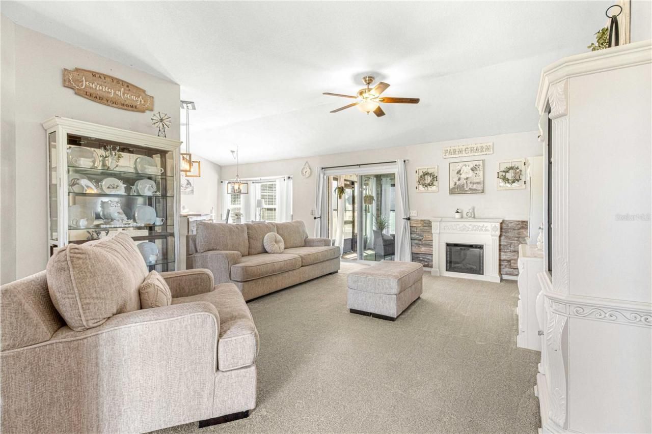 282 SW Breezy Drive, Lake City, FL 32025 Photo