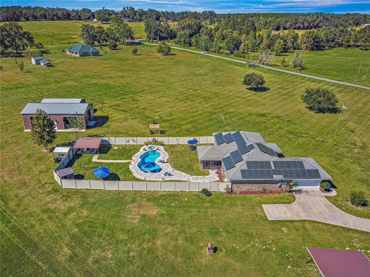 282 SW Breezy Drive, Lake City, FL 32025 Photo