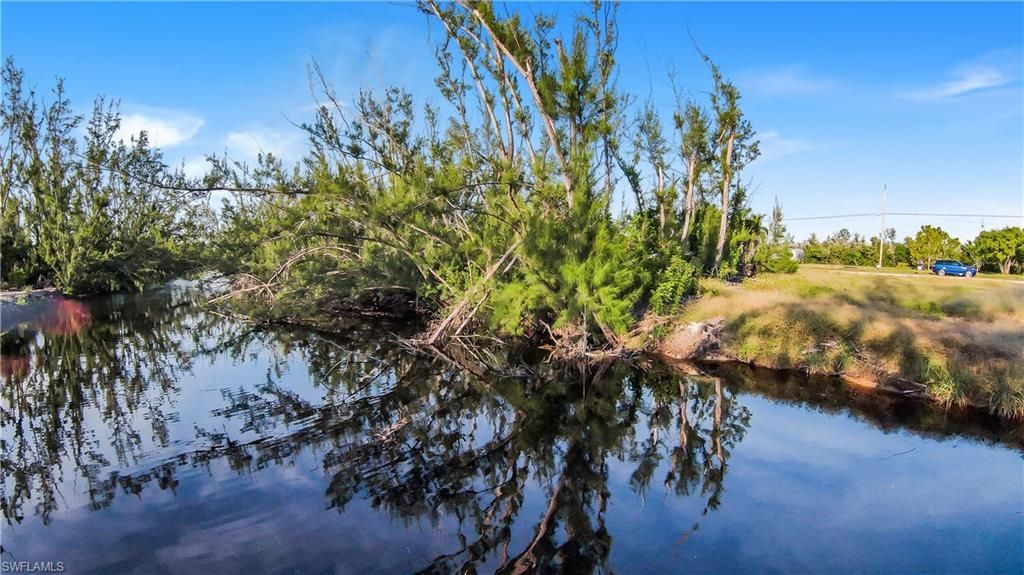 3651 Crestwell Ct, Saint James City, FL 33956 Photo