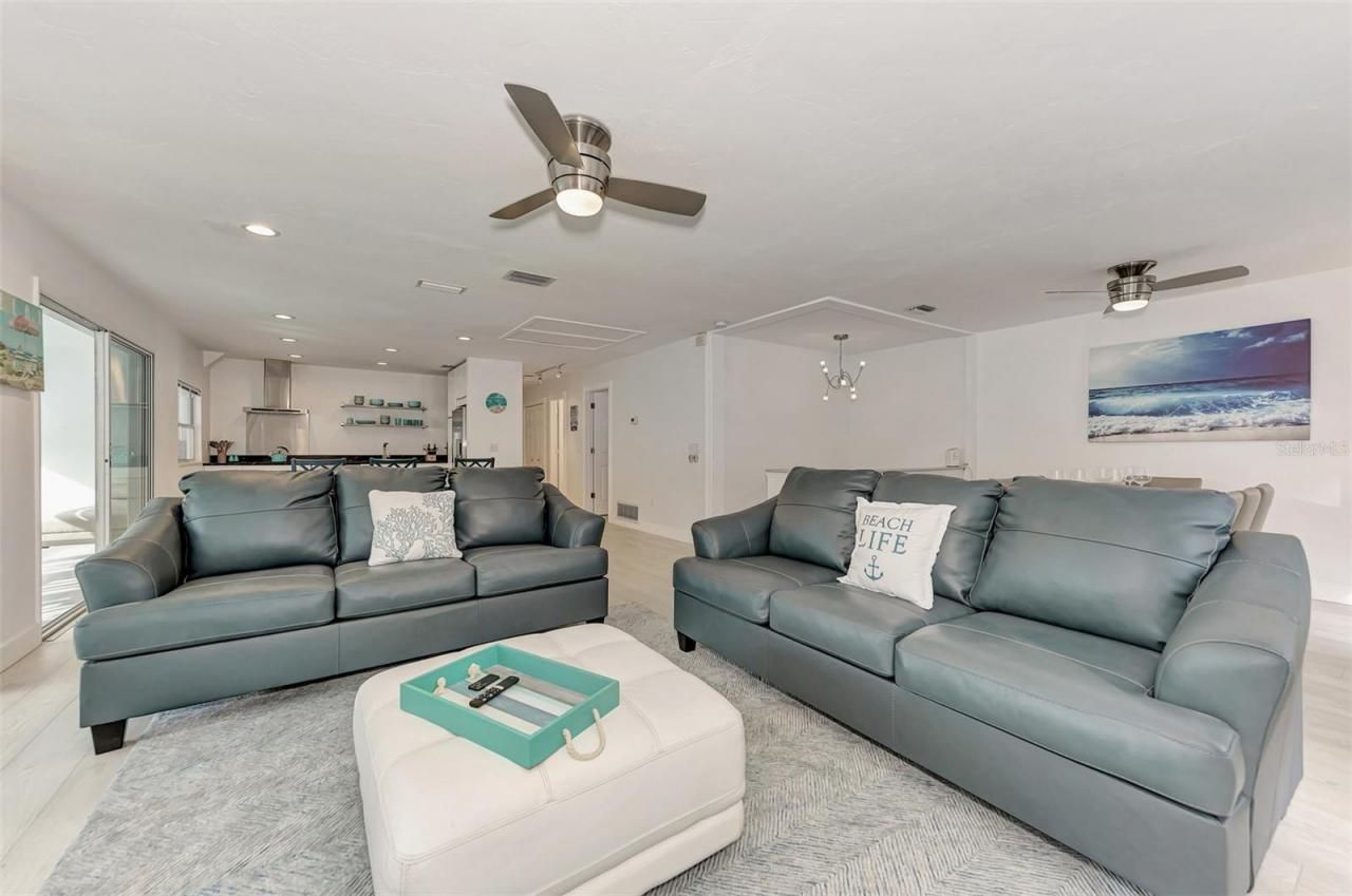 5516 Avenida Del Mare, Sarasota, FL 34242 Photo