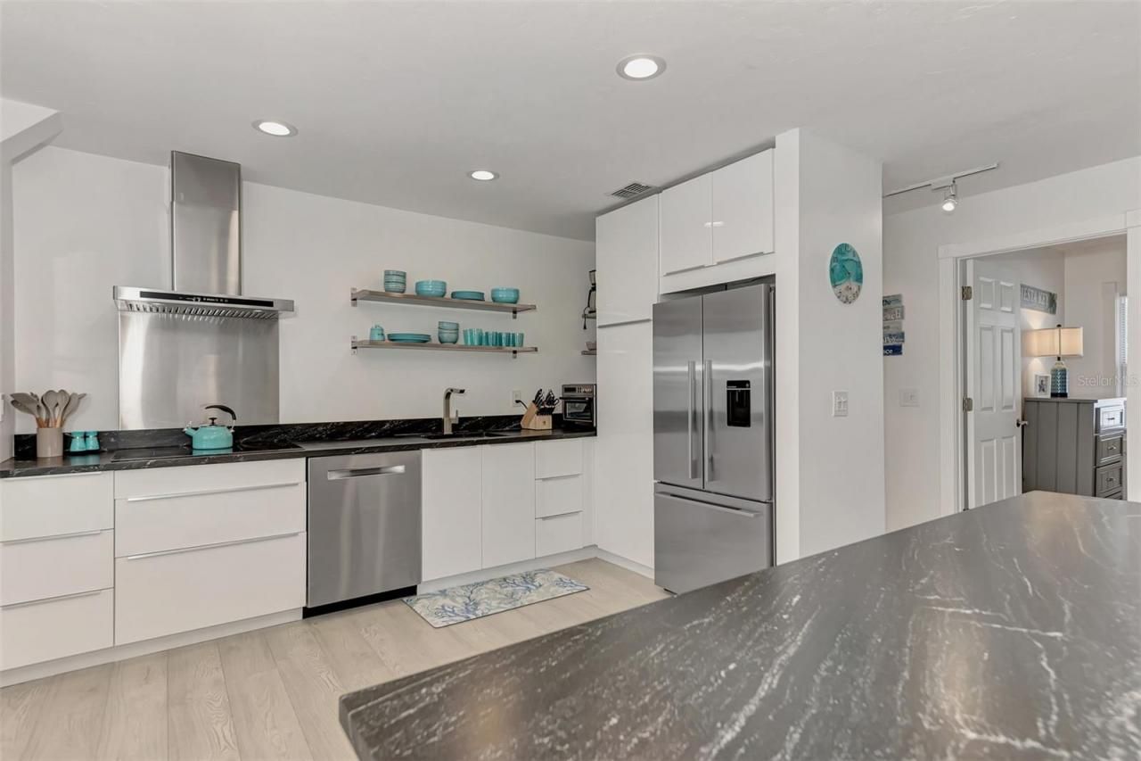 5516 Avenida Del Mare, Sarasota, FL 34242 Photo