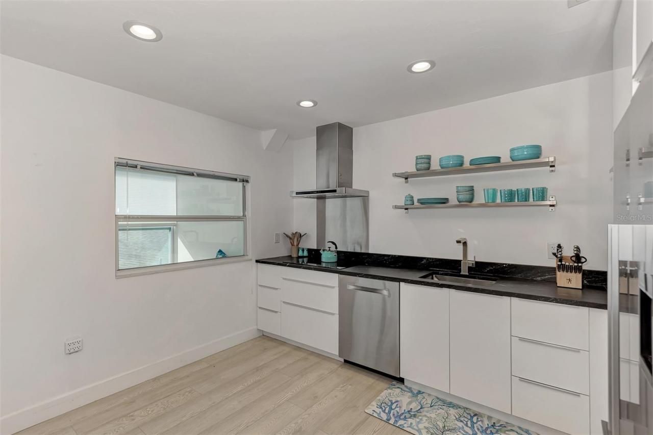 5516 Avenida Del Mare, Sarasota, FL 34242 Photo