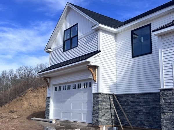 14 Village, Unit 14, Guilford, CT 06437