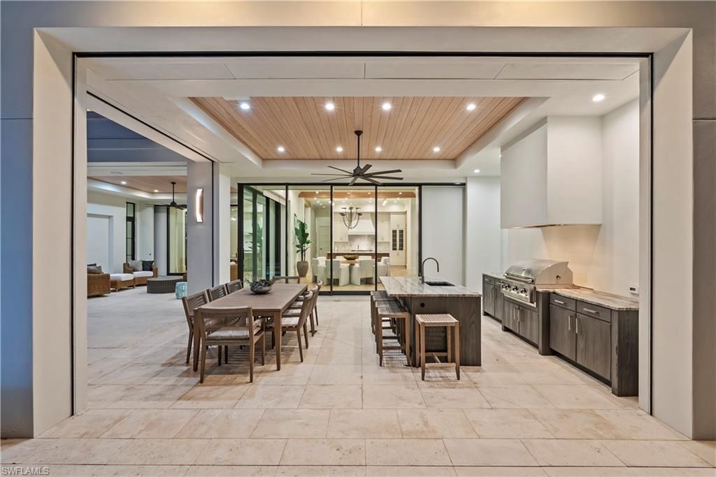 626 S Golf Dr, Naples, FL 34102 Photo