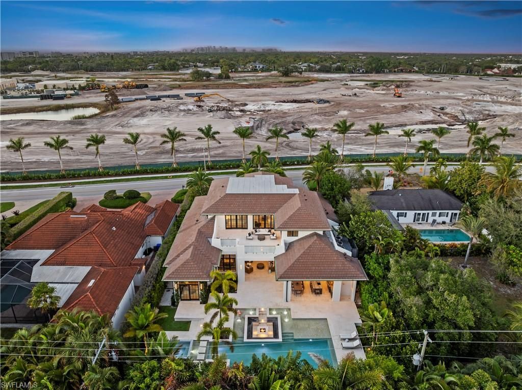 626 S Golf Dr, Naples, FL 34102 Photo