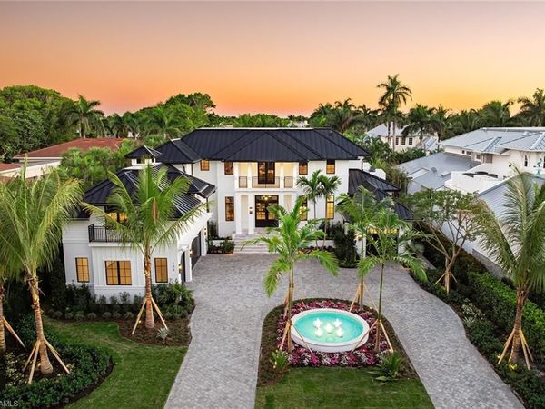 190 7TH AVE N, NAPLES, FL 34102