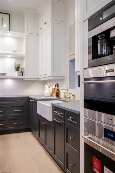 190 7th Ave N, Naples, FL 34102 Photo