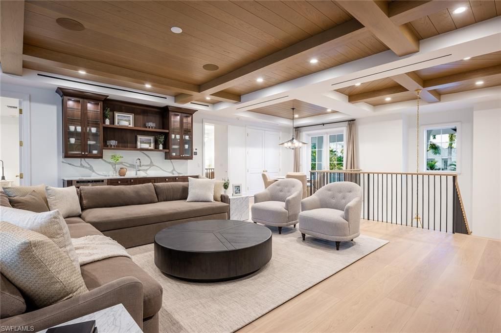 190 7th Ave N, Naples, FL 34102 Photo