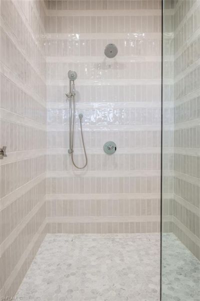 190 7th Ave N, Naples, FL 34102 Photo