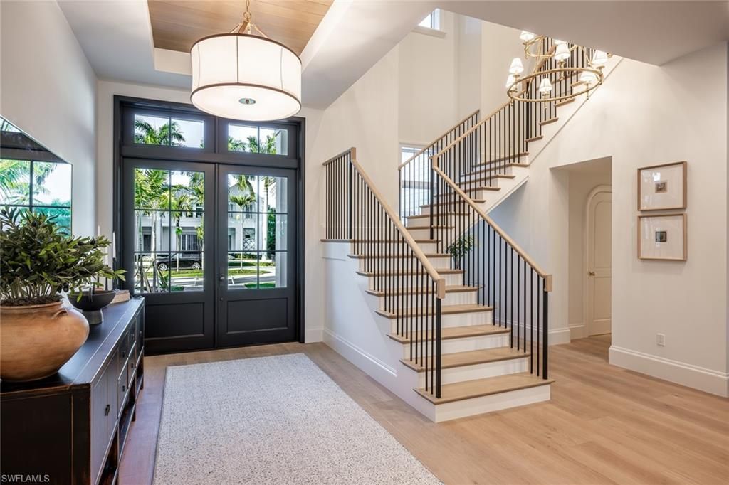 190 7th Ave N, Naples, FL 34102 Photo