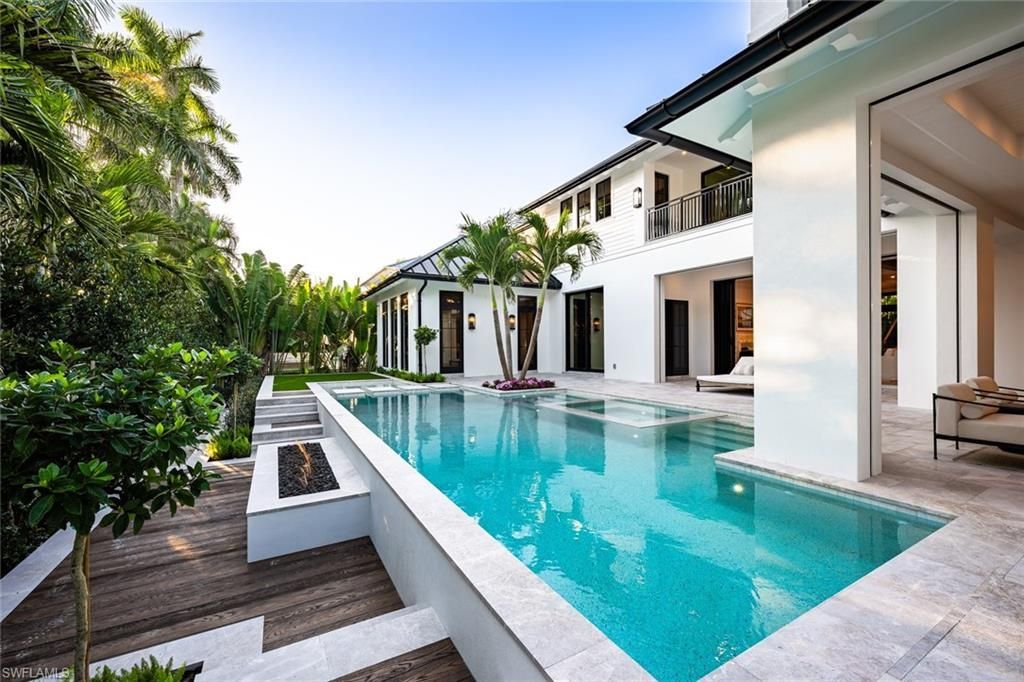 190 7th Ave N, Naples, FL 34102 Photo