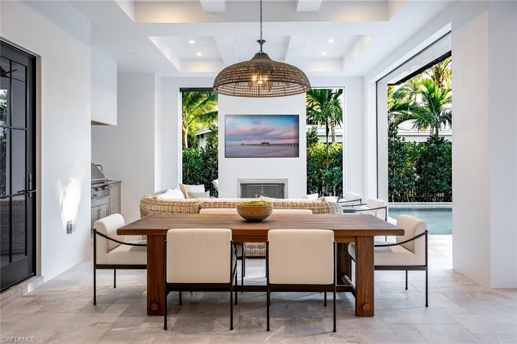 190 7th Ave N, Naples, FL 34102 Photo