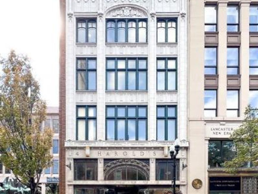 8 W King, Unit 810, Lancaster, PA 17603 Main Photo