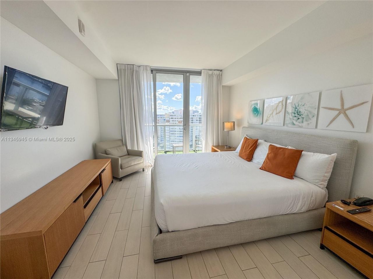 2602 E Hallandale Beach Blvd, Unit R1409, Hallandale Beach, FL 33009 Photo