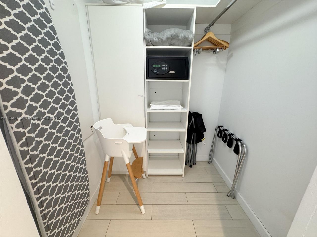 2602 E Hallandale Beach Blvd, Unit R1409, Hallandale Beach, FL 33009 Photo