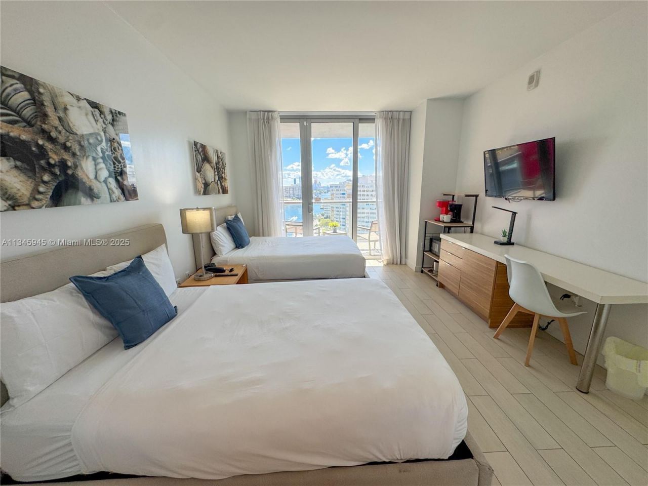 2602 E Hallandale Beach Blvd, Unit R1409, Hallandale Beach, FL 33009 Photo