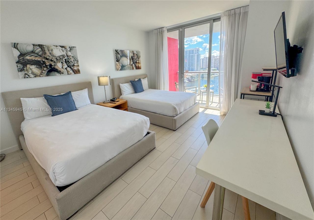 2602 E Hallandale Beach Blvd, Unit R1409, Hallandale Beach, FL 33009 Photo