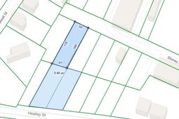 210 Heatley Street photo 4