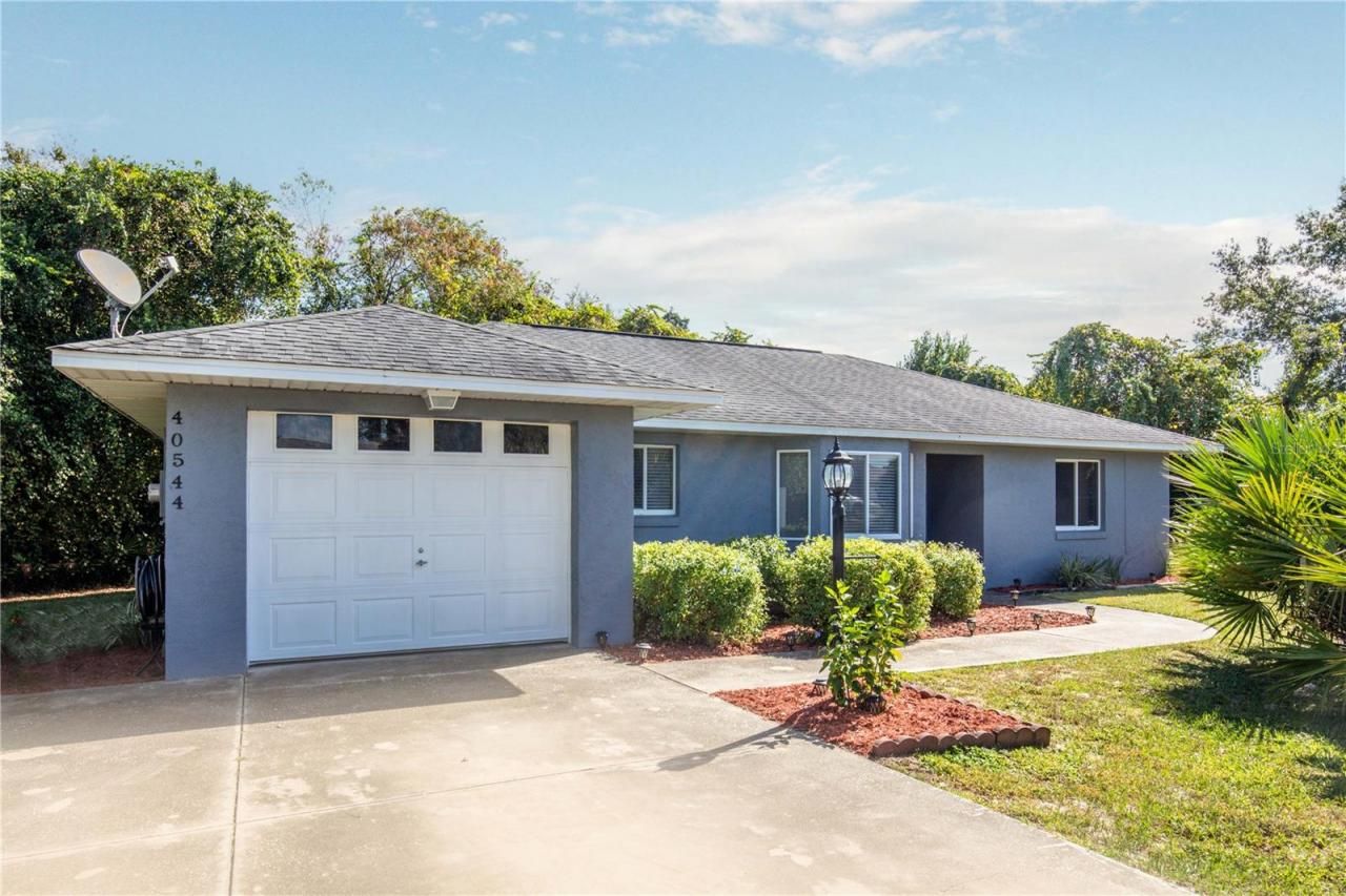 40544 E 7th Avenue, Umatilla, FL 32784 Main Photo