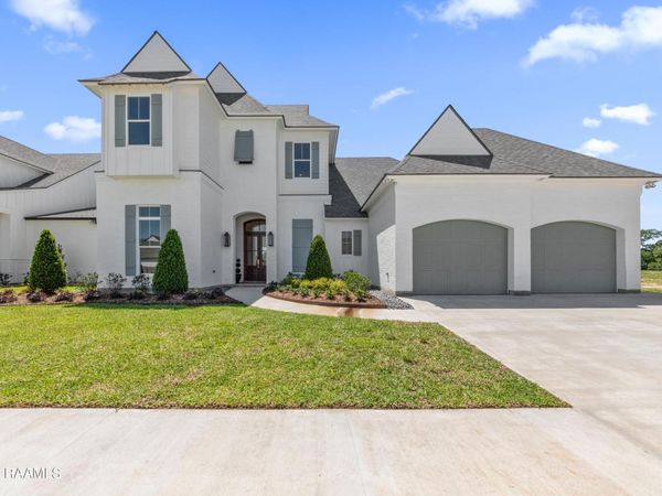 202 Winding Wood Lane, Lafayette, LA 70508