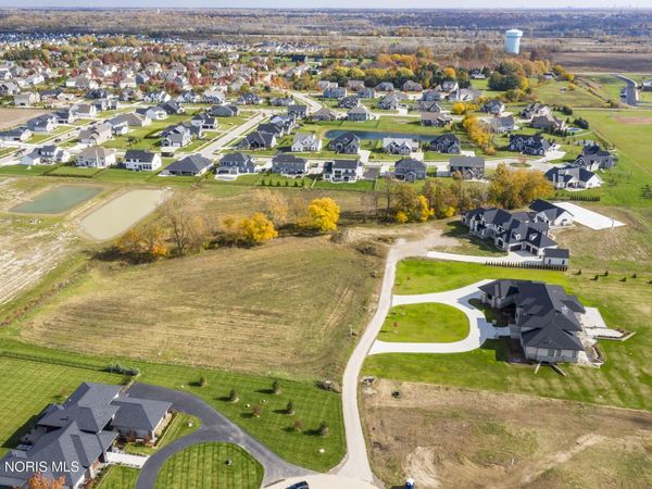 9450 Sweetwater Lane, Sylvania, OH 43560