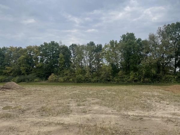 534 Contour Cove, Huntertown, IN 46748